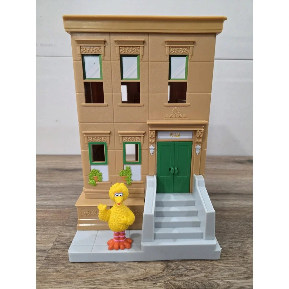 2008 Mattel Sesame Street 123 Hooper's Store Playset Includes Big Bird